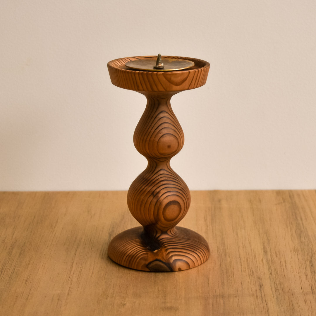 春日大社境内の杉(Cedar trees grown in the precincts of the Kasuga